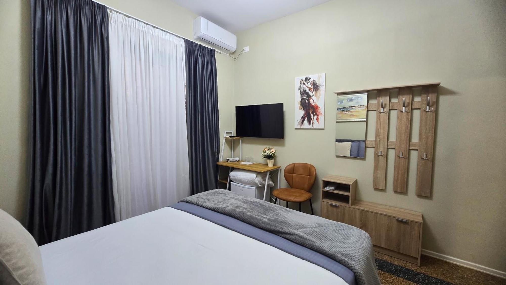 City Center Rooms And Apartments Дуррес Экстерьер фото